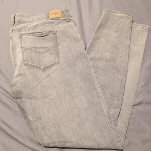 Size 14 - Regular - Abercrombie & Fitch - Super Skinny